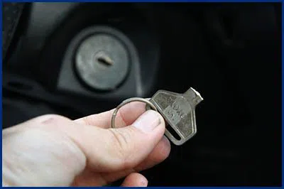 Advantage Locksmith Store Springfield, MA 413-301-0957 - 13-key-broke